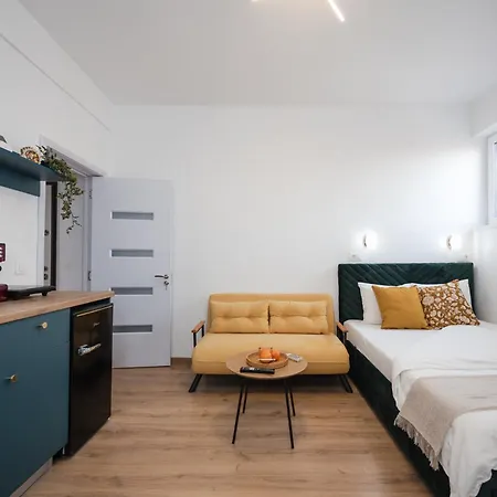 Appartamento Bienvenue Studio- Steps From Oldtown Bucarest