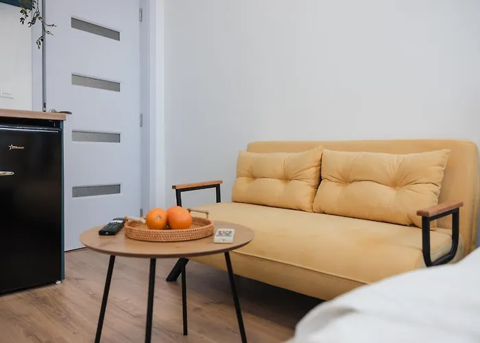 Bienvenue Studio- Steps From Oldtown * Bucureşti