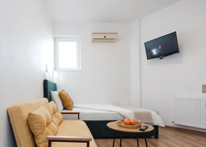 Bienvenue Studio- Steps From Oldtown