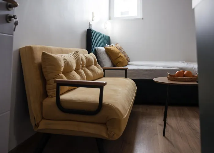 Bienvenue Studio- Steps From Oldtown