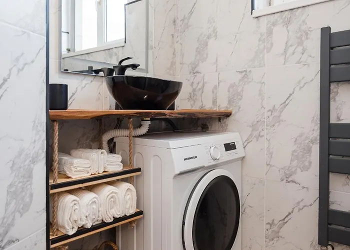 Bienvenue Studio- Steps From Oldtown * Bucureşti