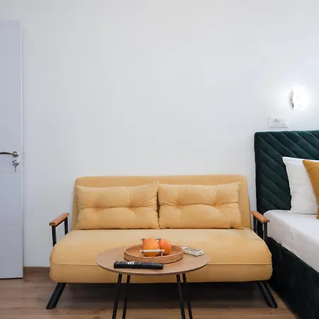 Bienvenue Studio- Steps From Oldtown