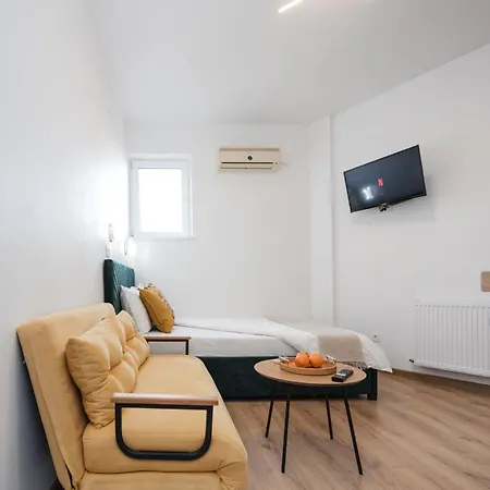 Bienvenue Studio- Steps From Oldtown